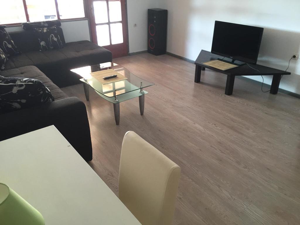 Apartments Pavic Бетина Екстер'єр фото